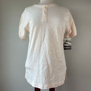 NWT Avalanche Men’s Tee Size L